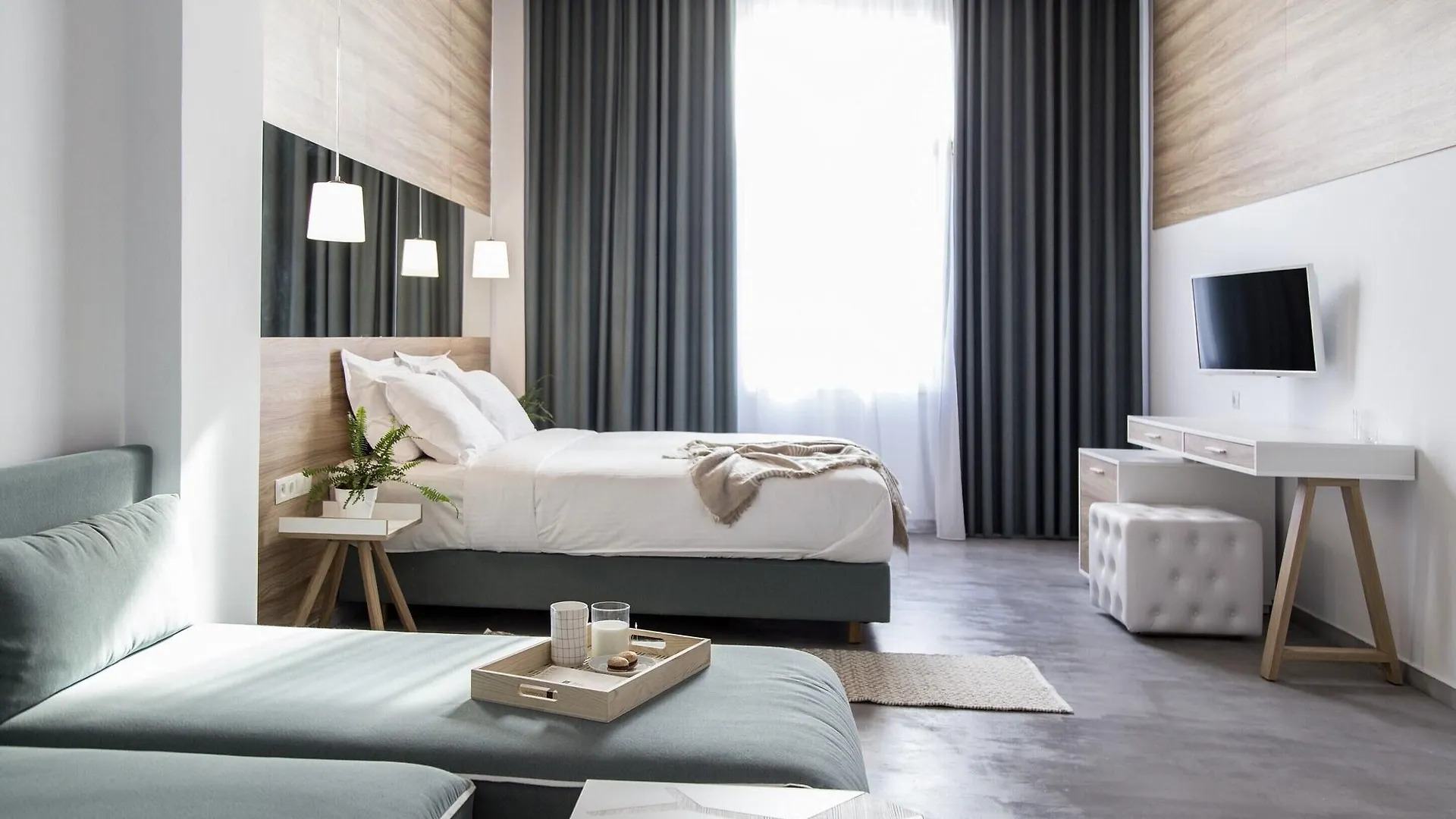 Monogram Hotel Thessaloniki 4*,